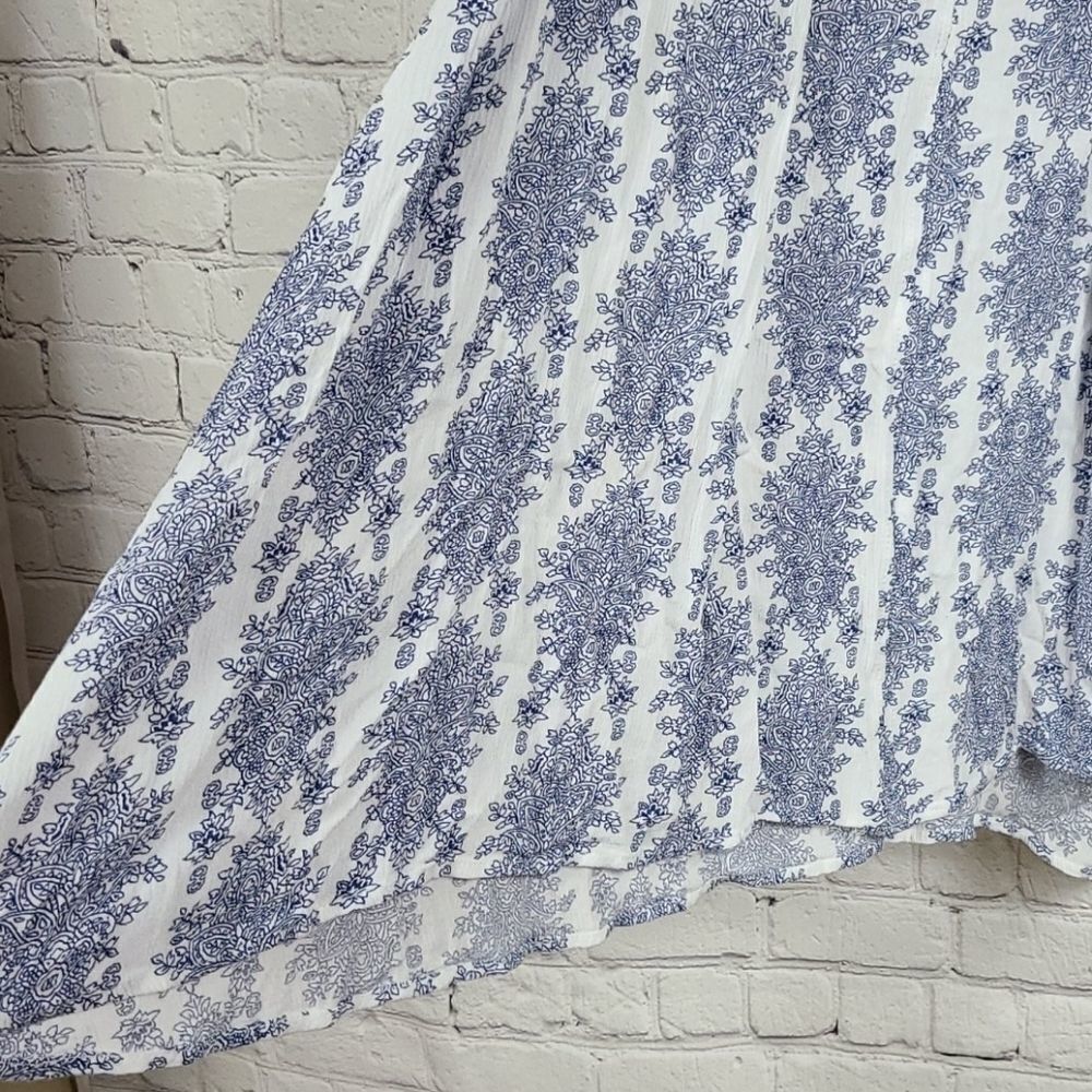 Entro Blue White Baroque Tunic Tank Choker Keyhole Hi Low Boho Blouse Medium UO - Picture 6 of 10
